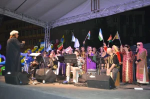 Saraband ve Drogos’tan muhteşem açılış