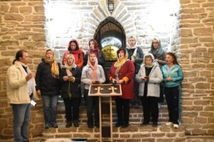 20-23 Kasım-İstanbul Kültürler Korosu İran’a gerçekleştirdiği kültürel ziyaretler ve kilisede okunan ilahi icrası